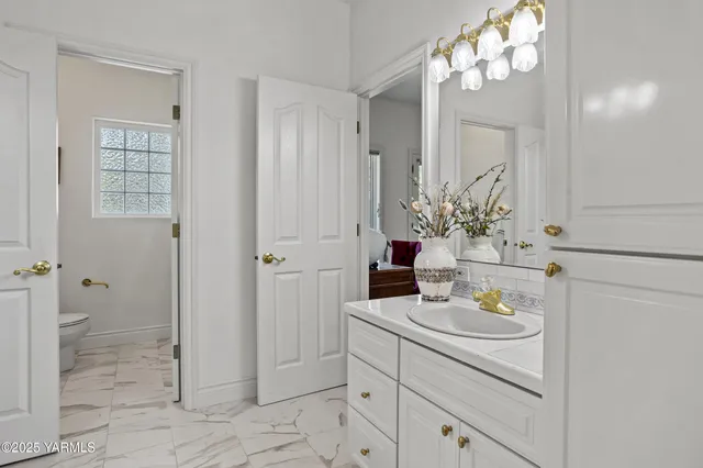 $1,000,000 | 14801 Summitview Ext Road, Yakima, WA 98908