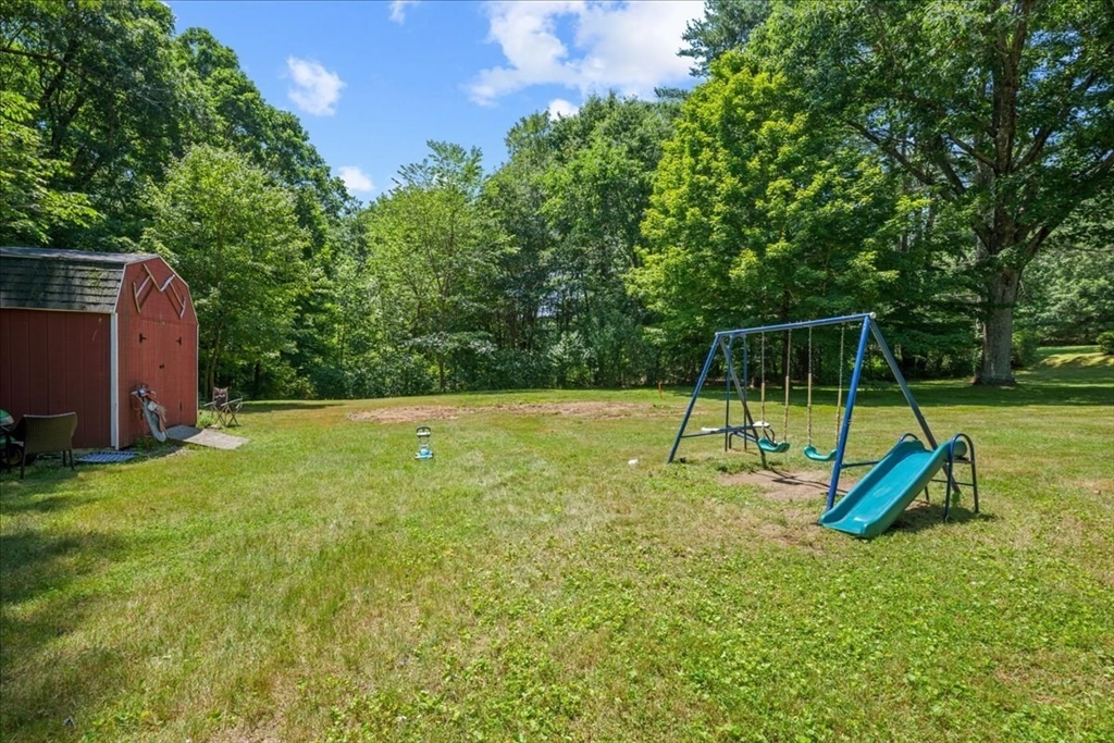 237 Boston Road Palmer, MA 01069 - Photo 30 of 41