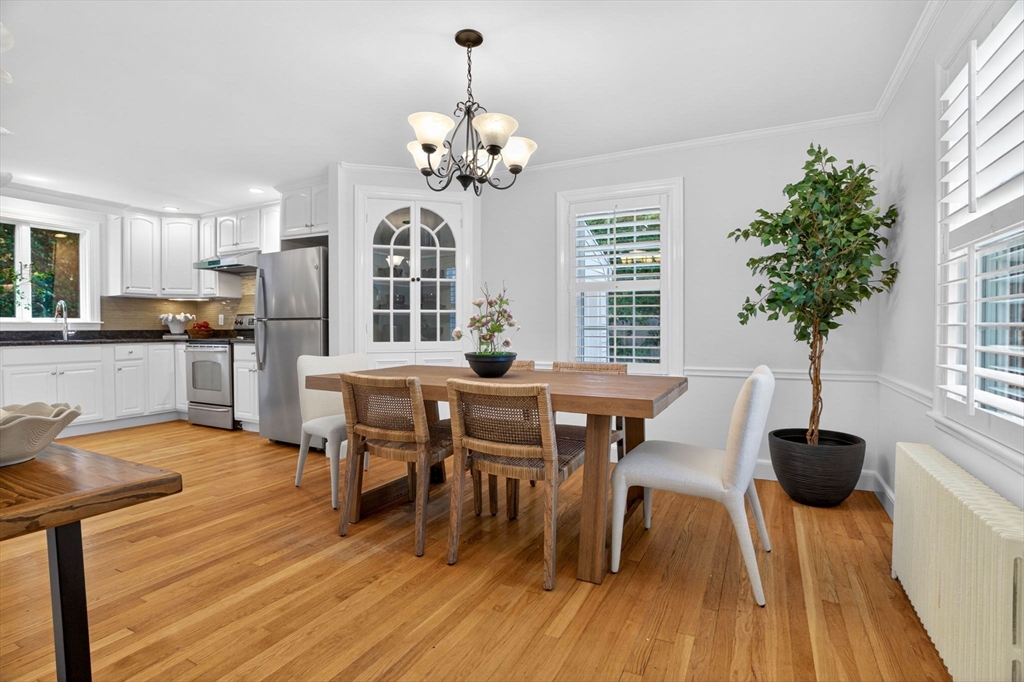 35 Cleveland Road Wellesley, MA 02481 - Photo 6 of 18