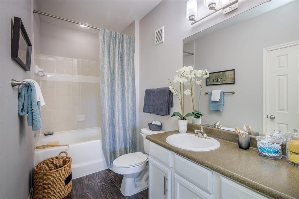 12101 Dessau Road, Unit 1309 Austin, TX 78754 - Photo 12 of 20 Enjoy up to 6 WEEKS FREE on all 1-bedroom homes and up to 4 WEEKS FREE on select 2- and 3-bedroom homes!
