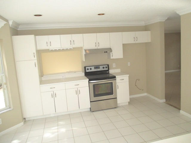 10784 Lake Oak Way Boca Raton, FL 33498 - Photo 3 of 22 IMG_0023