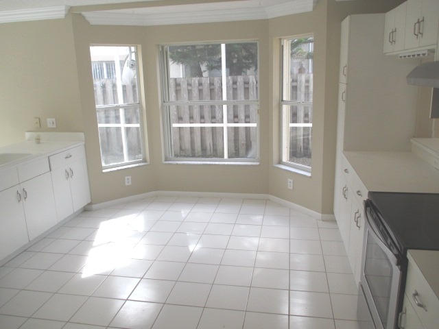 10784 Lake Oak Way Boca Raton, FL 33498 - Photo 4 of 22 IMG_0026