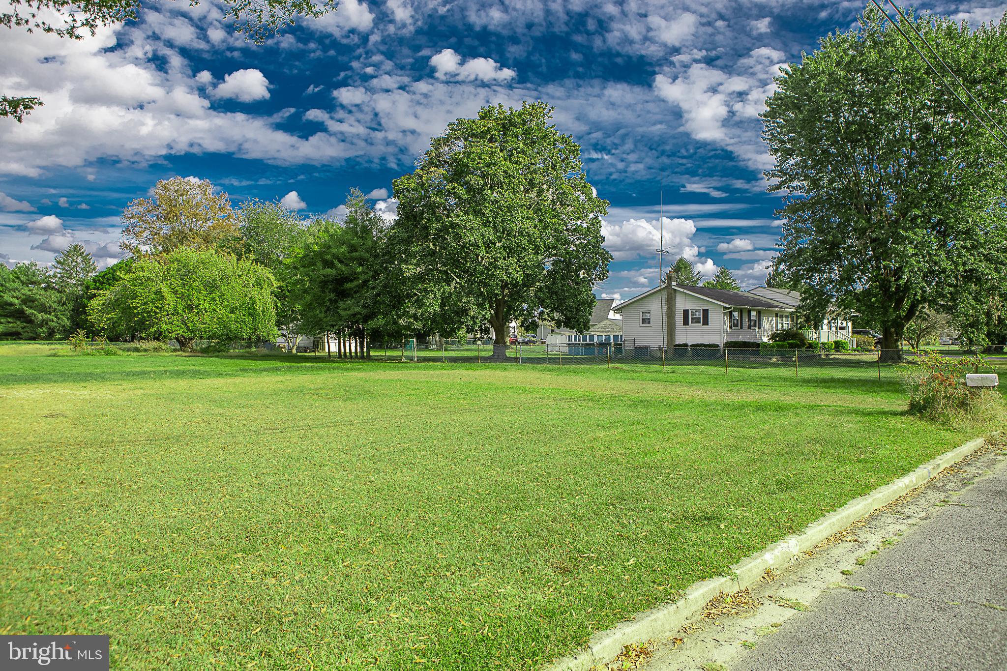 15 Newell Road Mannington, NJ 08079 - Photo 2 of 3 a view of outdoor space with garden and trees