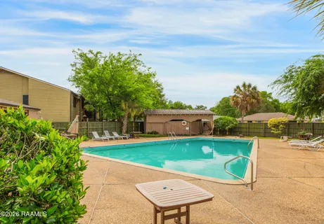 $129,900 | 220 Doucet Road, Unit 221C, Lafayette, LA 70503
