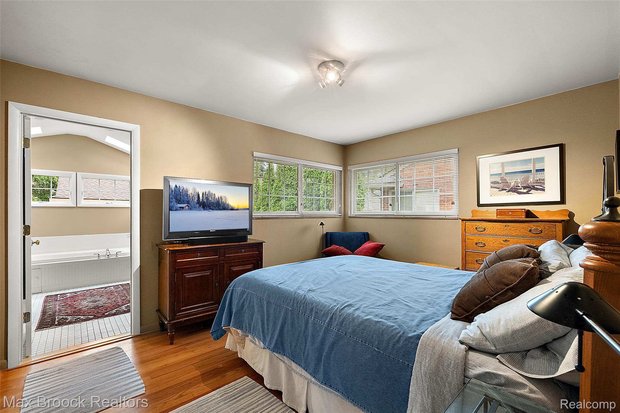 18408 Beverly Road Franklin, MI 48025 - Photo 13 of 34 18408 Beverly -60.jpg
