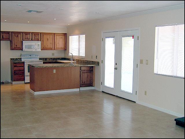 7138 West Hatcher Road Peoria, AZ 85345 - Photo 3 of 18 Beautiful kitchen