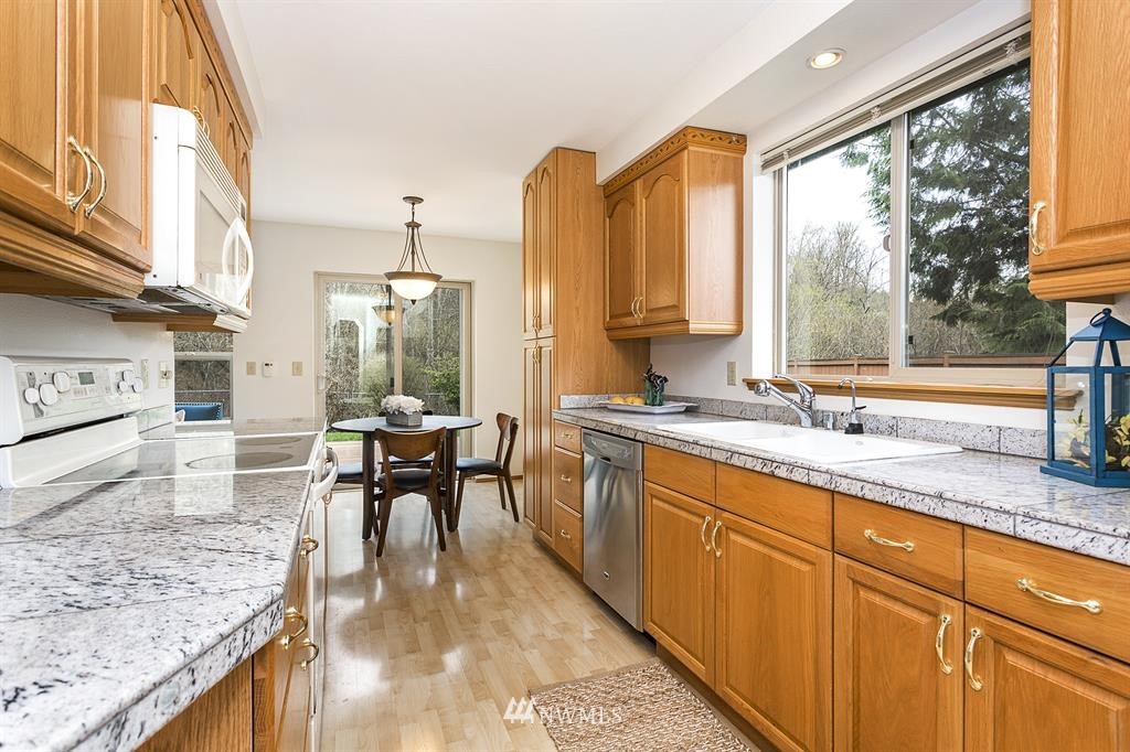 1216 220th Place Southwest Bothell, WA 98021 - Photo 8 of 23