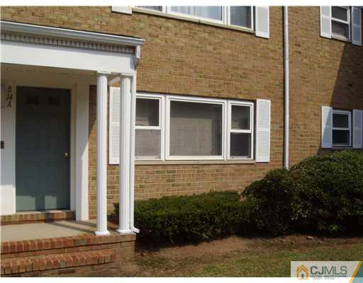 182 Evergreen Road, Unit 14 Edison, NJ 08837 - Photo 1 of 13 Gallery Image 1