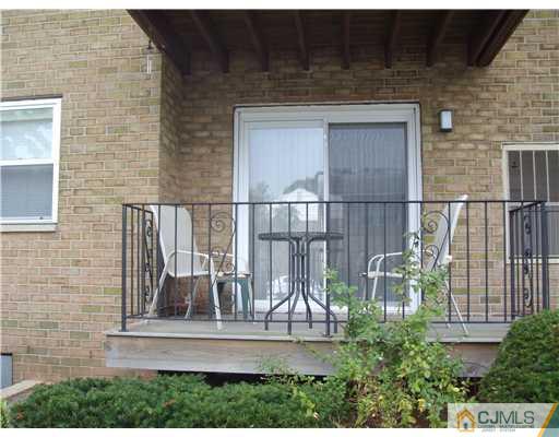 182 Evergreen Road, Unit 14 Edison, NJ 08837 - Photo 13 of 13 Gallery Image 13