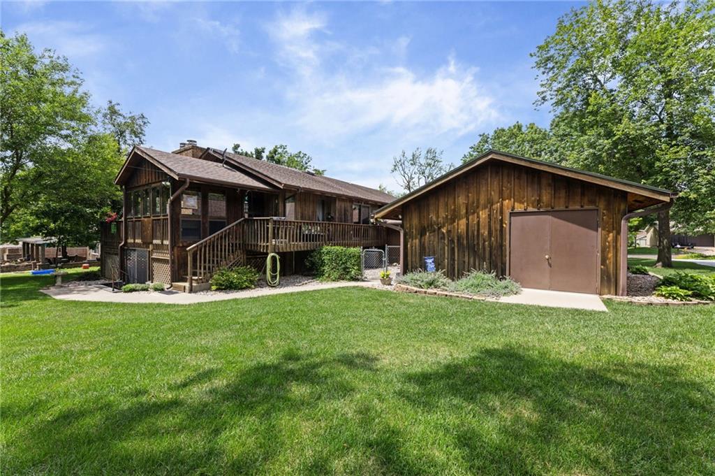 21 West Edwards Street Iola, KS 66749 - Photo 48 of 64