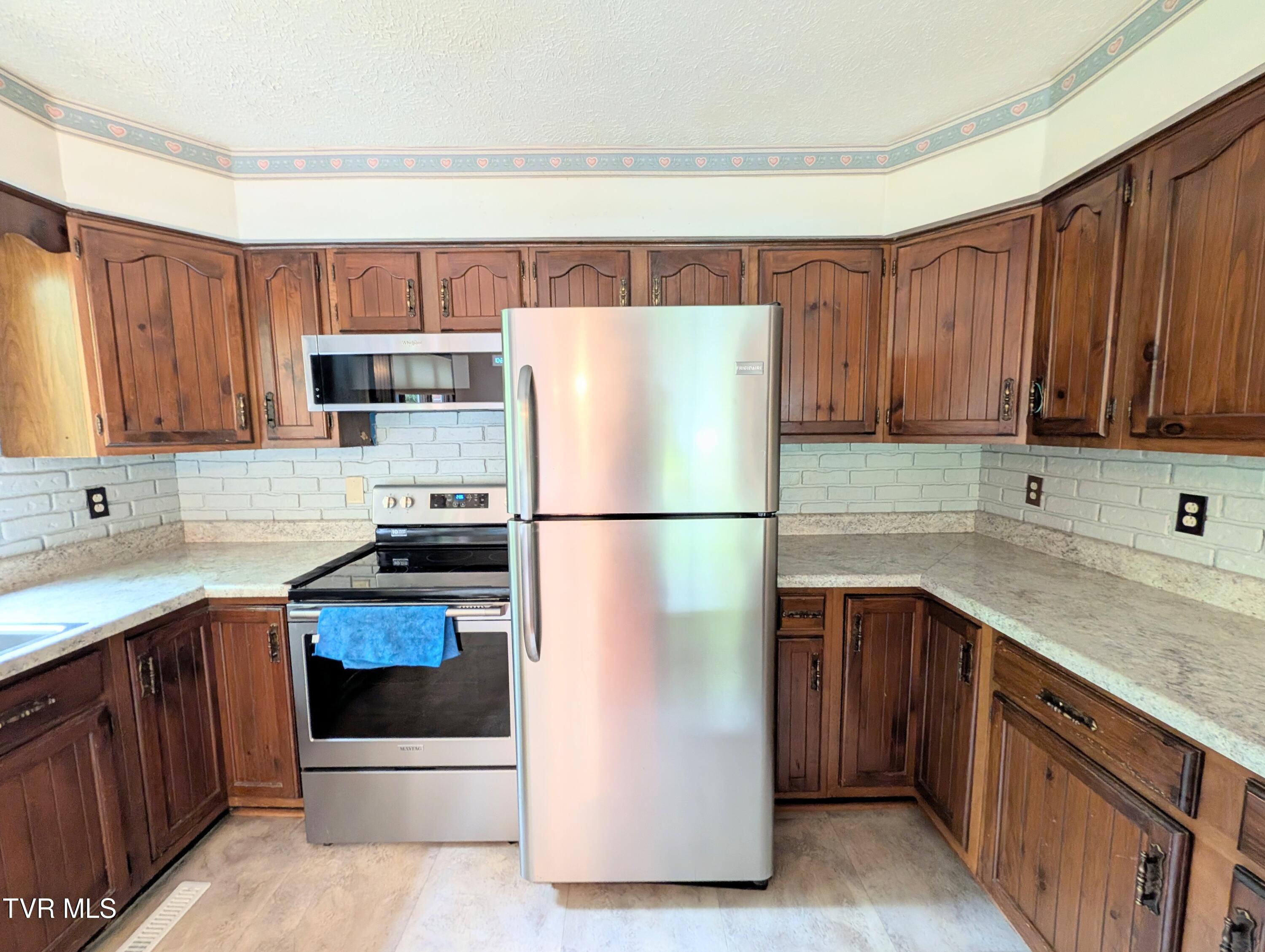308 Travis Stanley Road Haysi, VA 24256 - Photo 19 of 35 8972