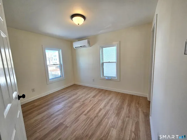 $289,000 | 55 Battey Street, Putnam, CT 06260