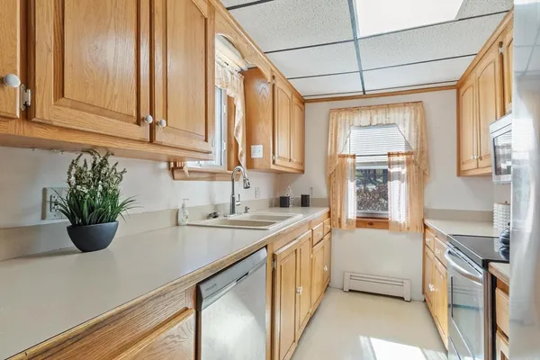 $350,000 | 106 Wickaboag Valley Road, West Brookfield, MA 01585