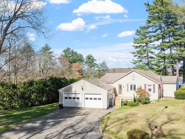 $350,000 | 106 Wickaboag Valley Road, West Brookfield, MA 01585