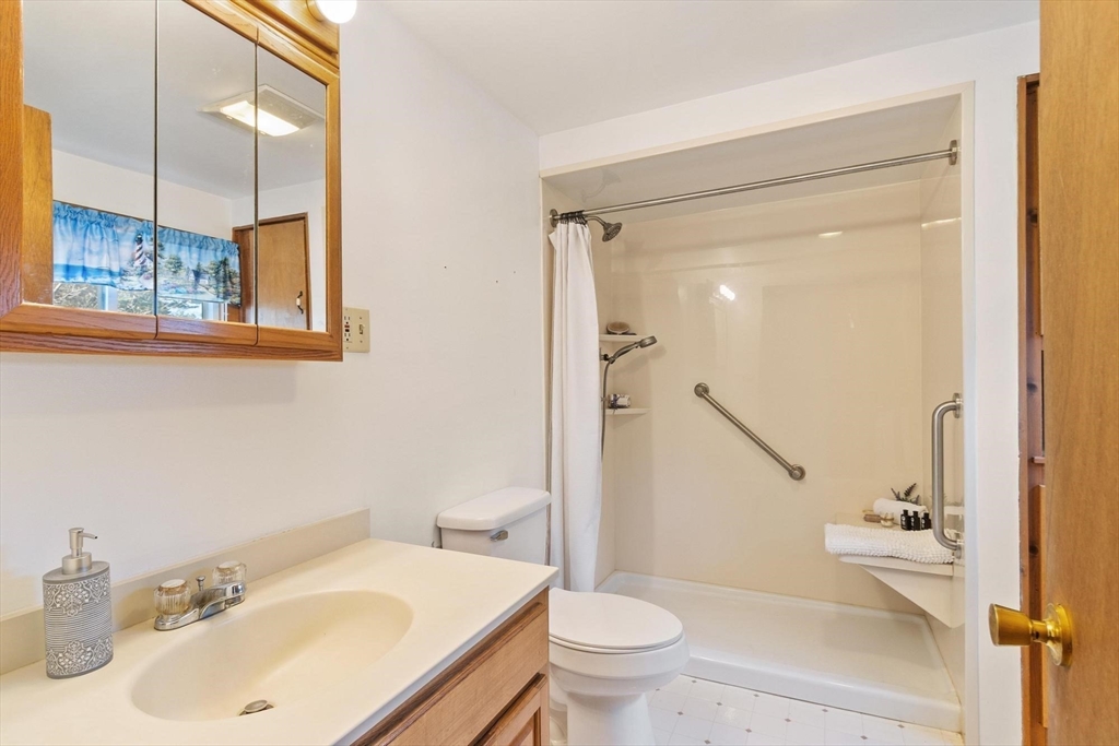 106 Wickaboag Valley Road West Brookfield, MA 01585 - Photo 23 of 42