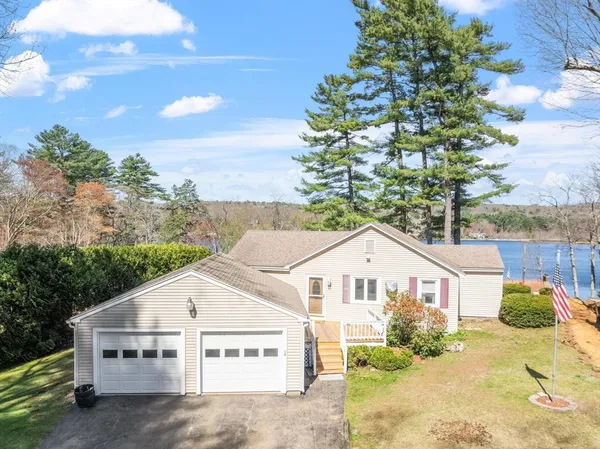 $350,000 | 106 Wickaboag Valley Road, West Brookfield, MA 01585