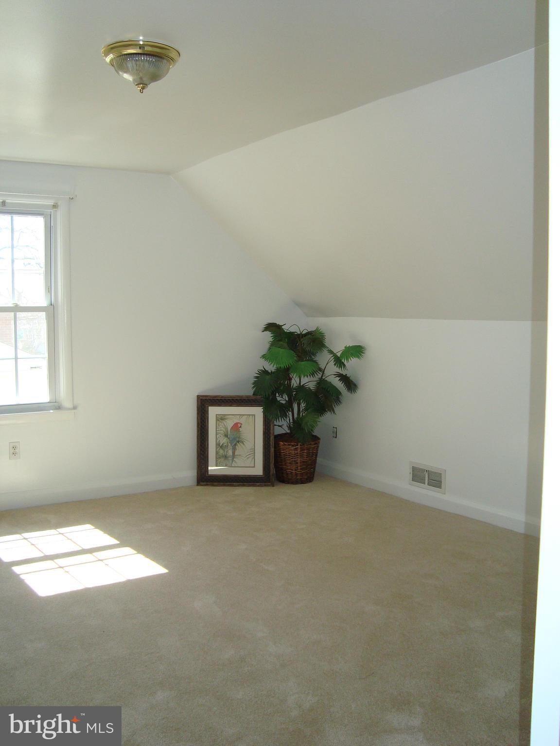 8481 Garden Road Pasadena, MD 21122 - Photo 12 of 21 Bedroom 3