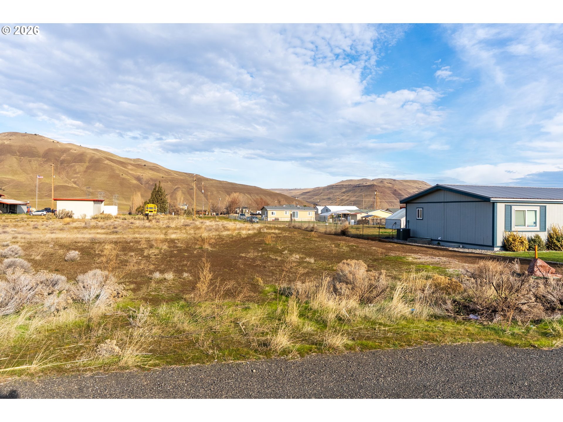 Poplar Street, Unit 30 Roosevelt, WA 99356 - Photo 8 of 13 a view of an ocean and beach