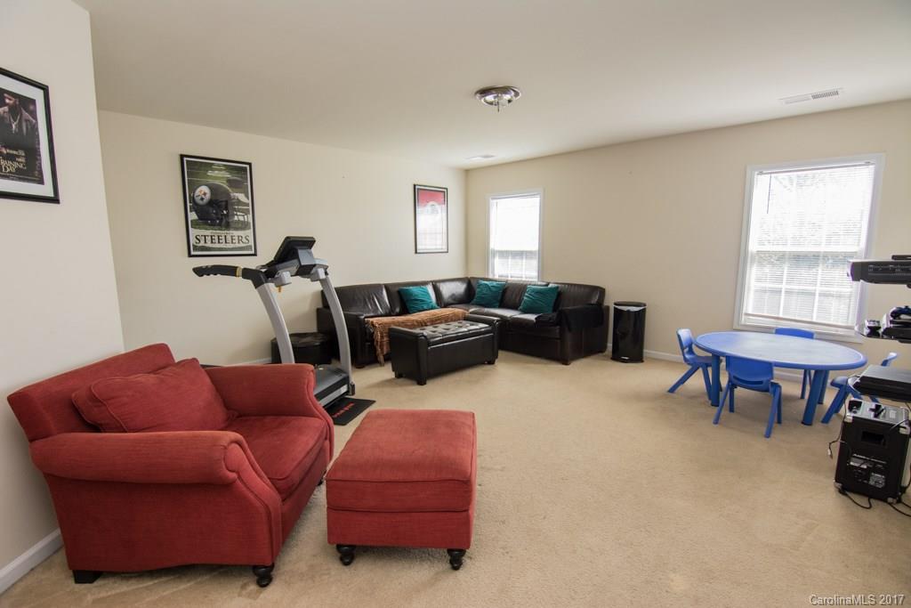 13637 Porter Creek Road Charlotte, NC 28262 - Photo 18 of 22 Gallery Image 18
