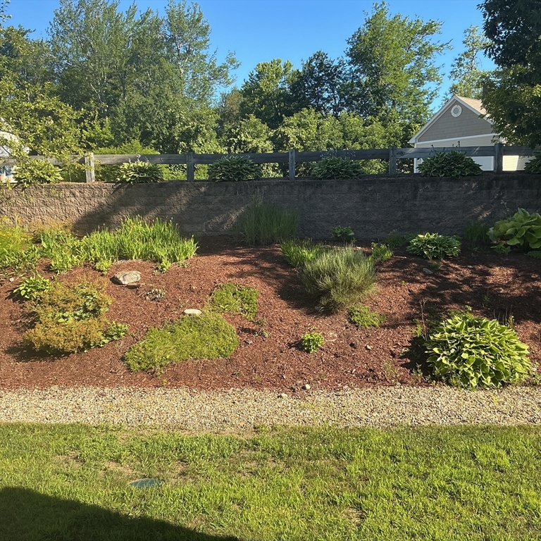 21 Village Way, Unit 21 Rutland, MA 01543 - Photo 3 of 18 Gallery Image 3