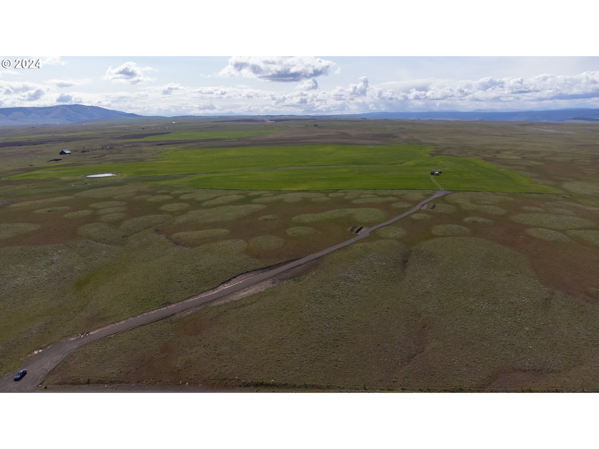 345 Erickson Road Centerville, WA 98613 - Photo 22 of 29 a black and white photo of a lake