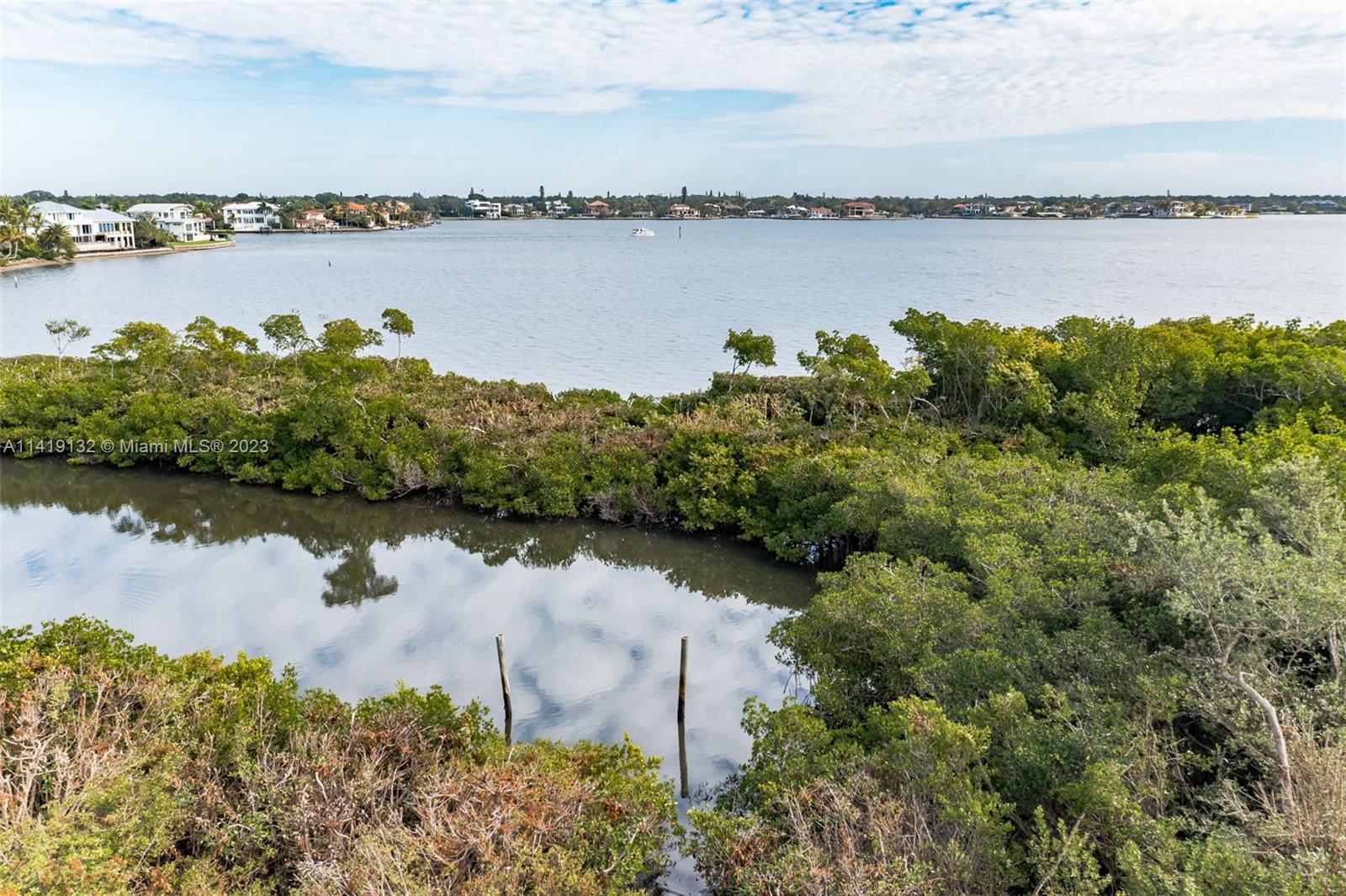 7707 Midnight Pass Road Sarasota, FL 34242 - Photo 16 of 30