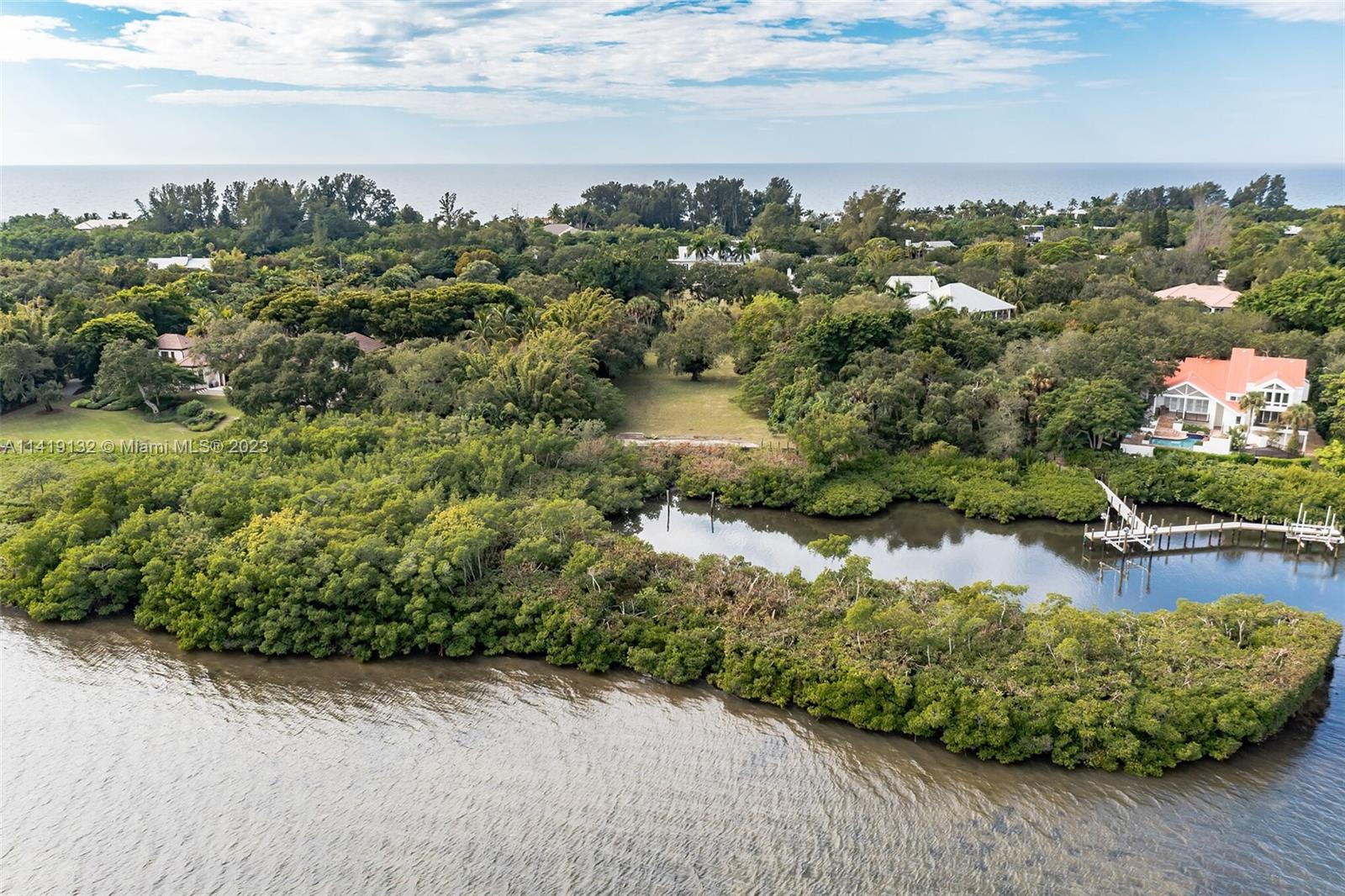 7707 Midnight Pass Road Sarasota, FL 34242 - Photo 18 of 30