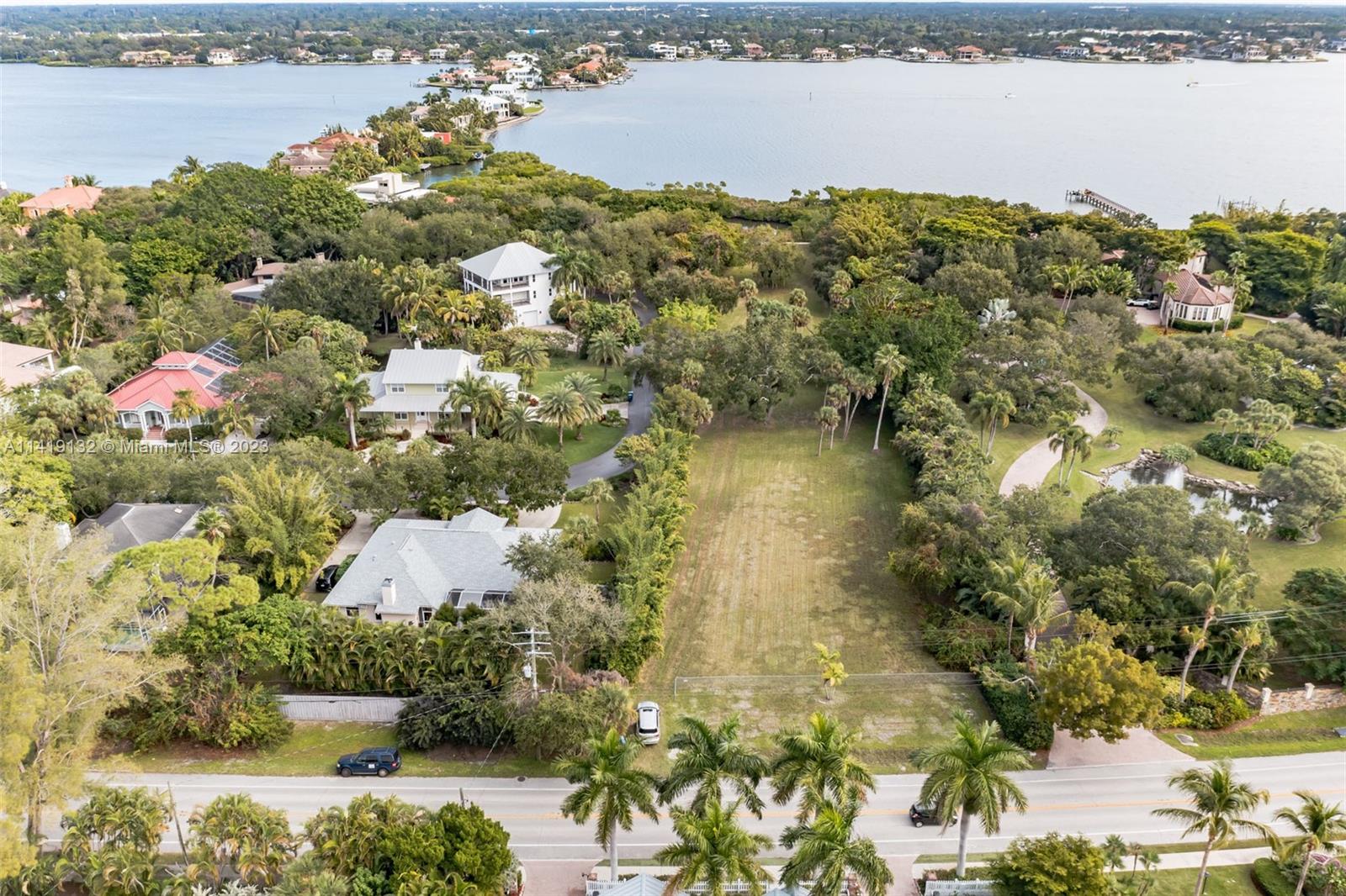 7707 Midnight Pass Road Sarasota, FL 34242 - Photo 4 of 30