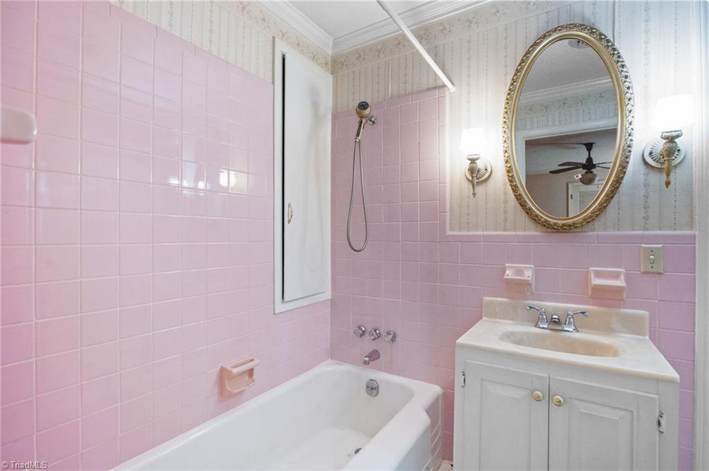 301 West Dalton Road King, NC 27021 - Photo 22 of 36 Gallery Image 22