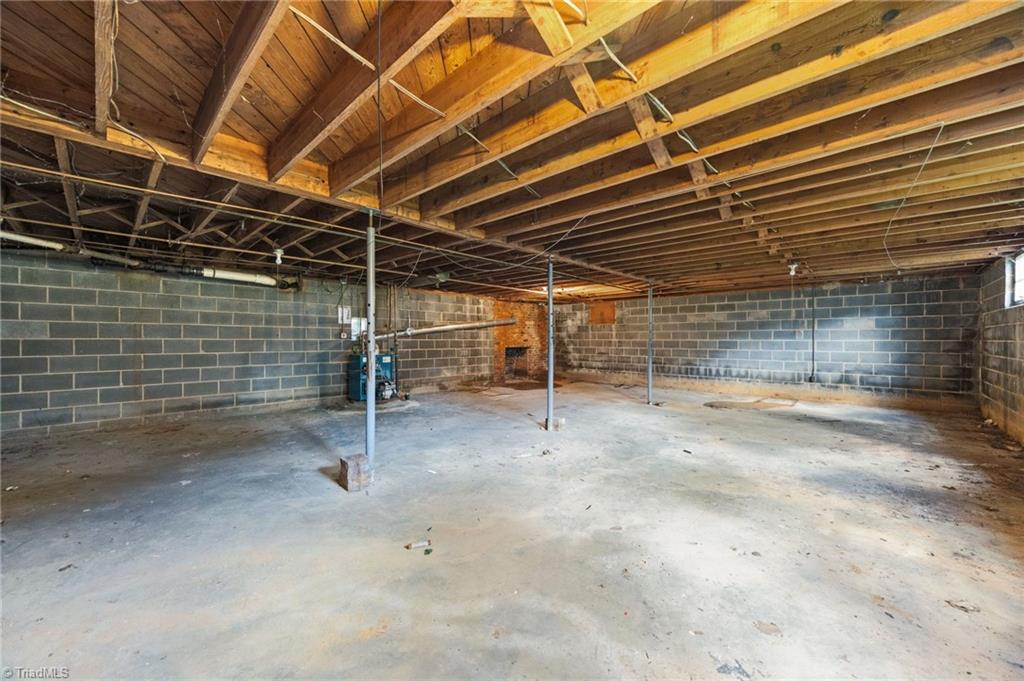 301 West Dalton Road King, NC 27021 - Photo 34 of 36 Gallery Image 34