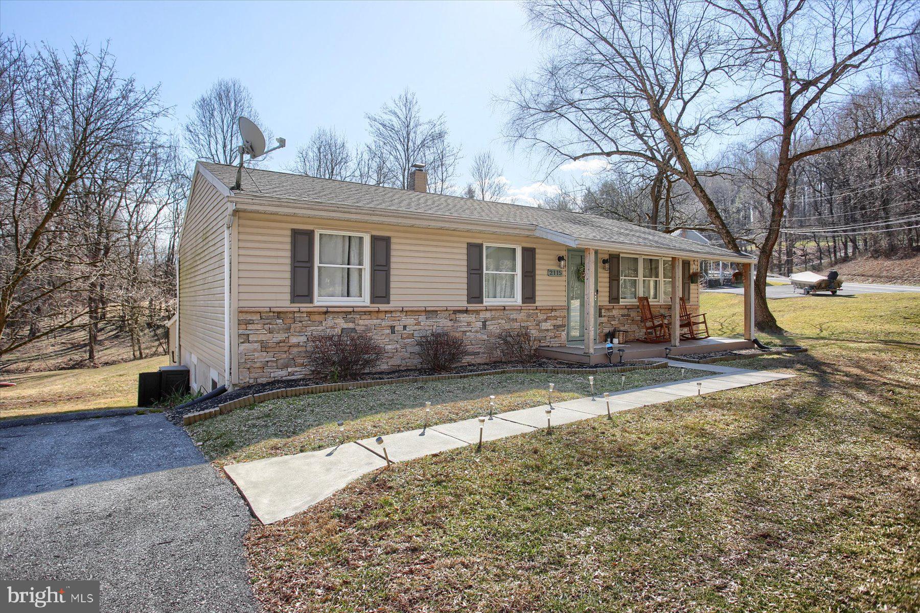 2115 Church Road Hummelstown, PA 17036 - Photo 3 of 38 Gallery Image 3