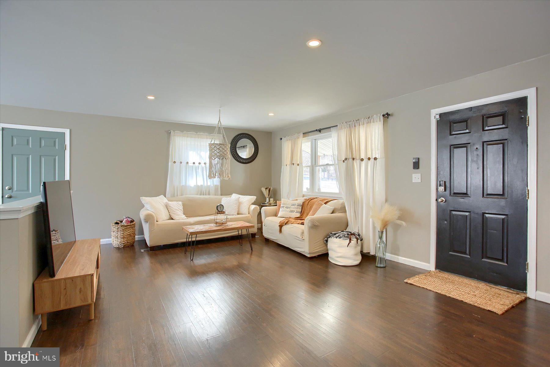2115 Church Road Hummelstown, PA 17036 - Photo 6 of 38 Gallery Image 6
