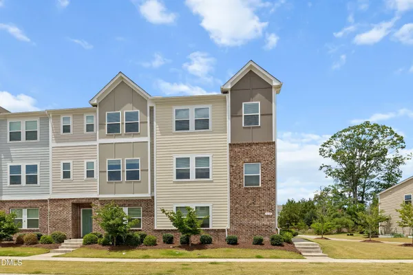 $2,295 | 1645 Clayfire Dr., Cary, NC 27519