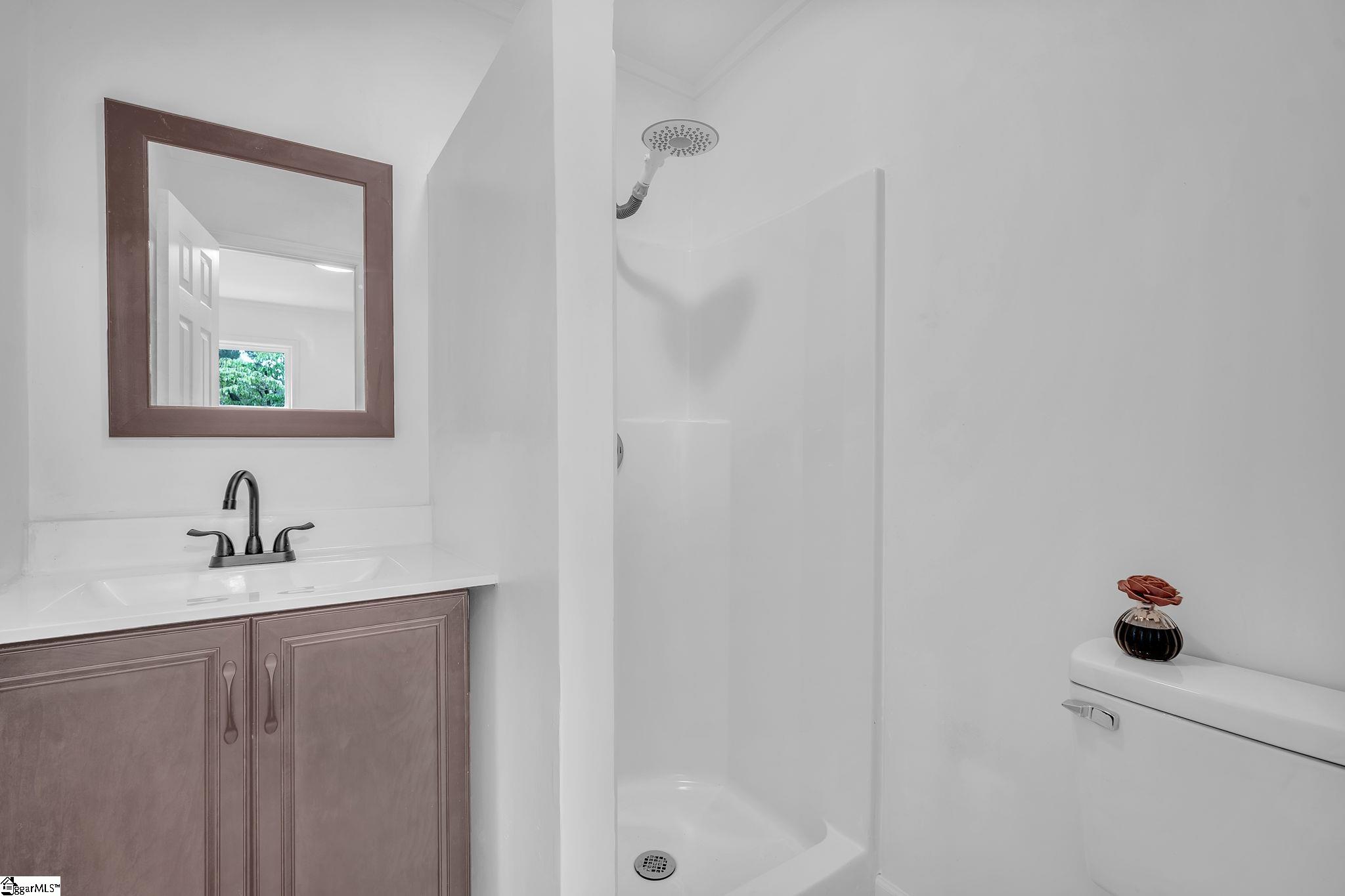 402 Chatham Avenue Gaffney, SC 29340 - Photo 9 of 11