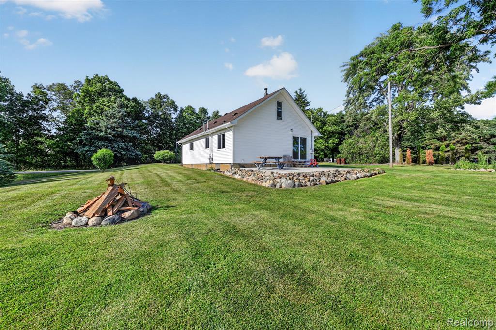 3658 Newburg Road Durand, MI 48429 - Photo 42 of 56