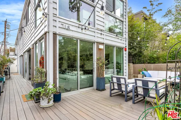 $13,000 | 718 Marine Street, Santa Monica, CA 90405
