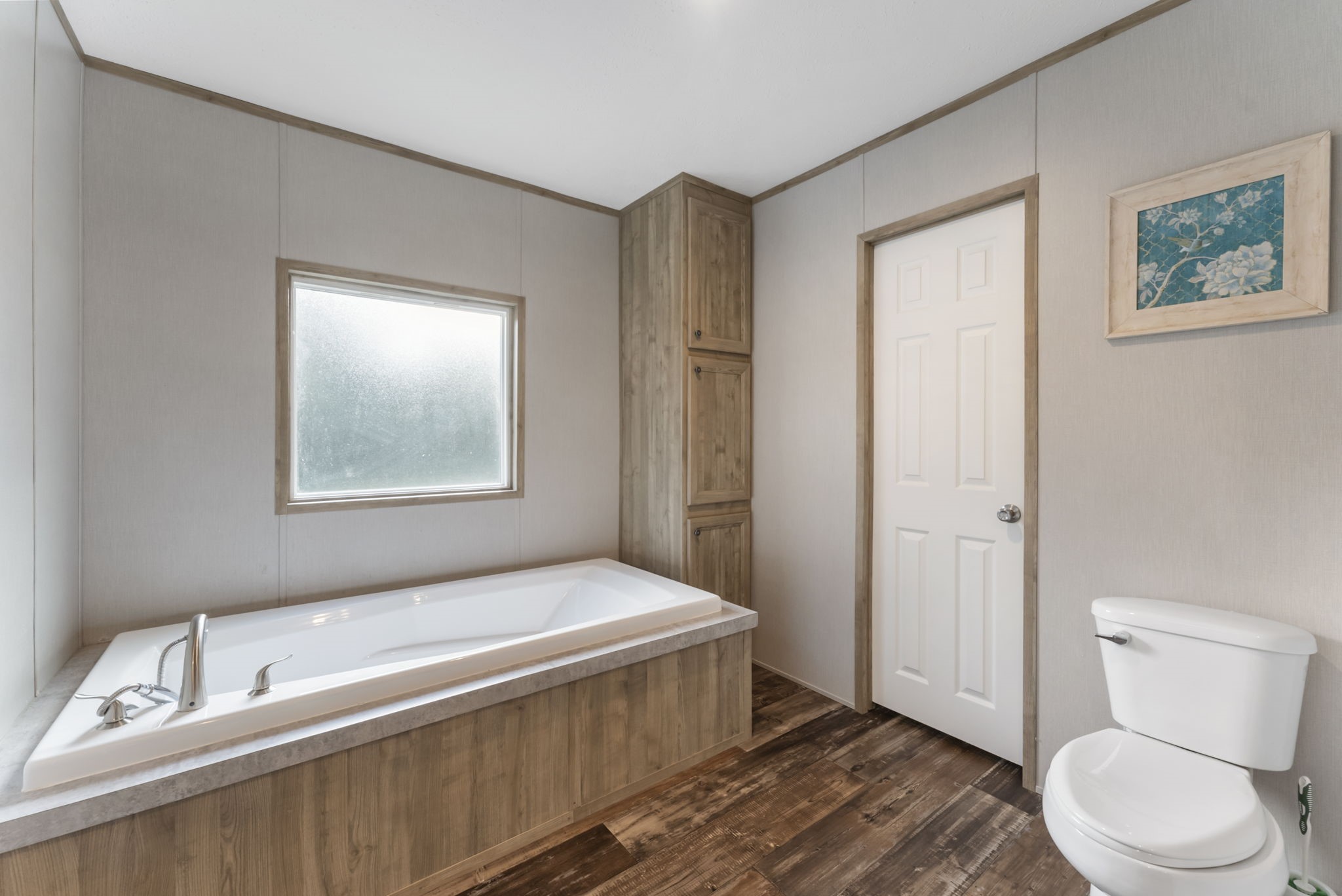 6913 Fm 3081 Road Willis, TX 77378 - Photo 17 of 46 a bathroom with a toilet and a sink