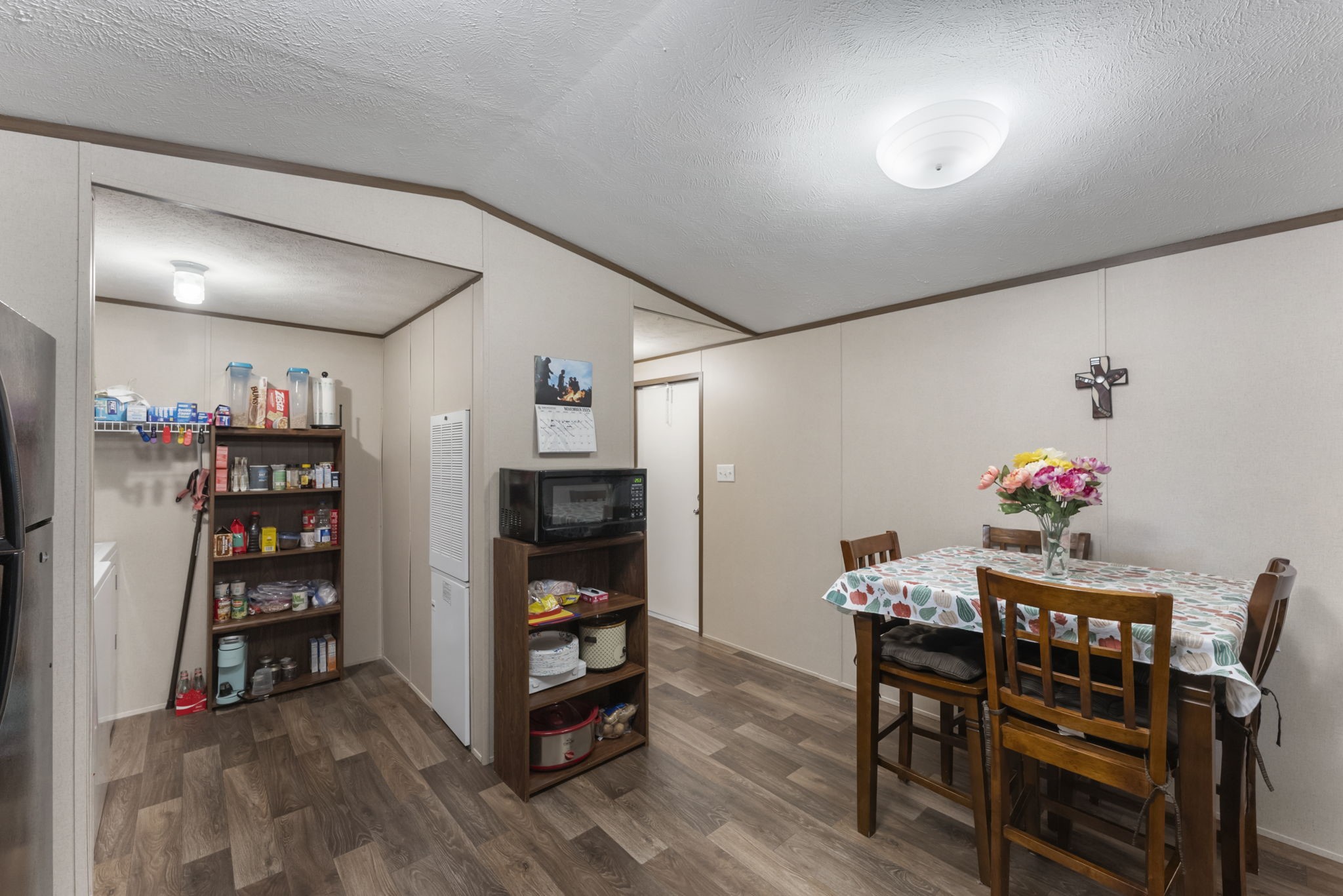 6913 Fm 3081 Road Willis, TX 77378 - Photo 36 of 46 a view of a workspace with furniture and toys