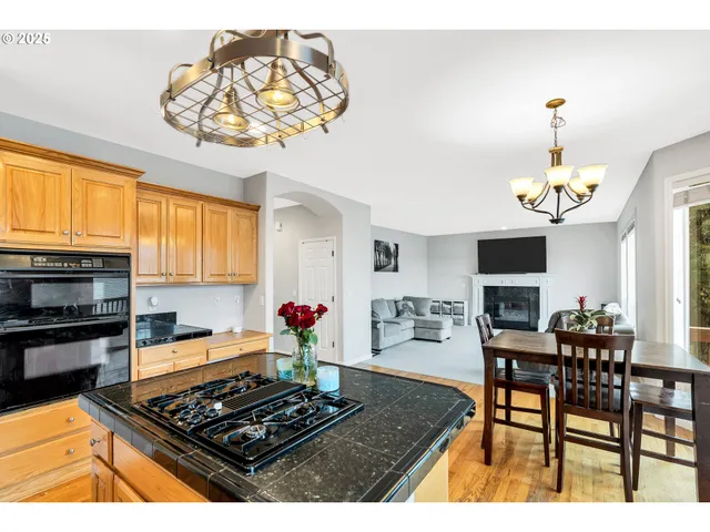 $775,000 | 16454 Southwest Cornelian Way, Beaverton, OR 97007