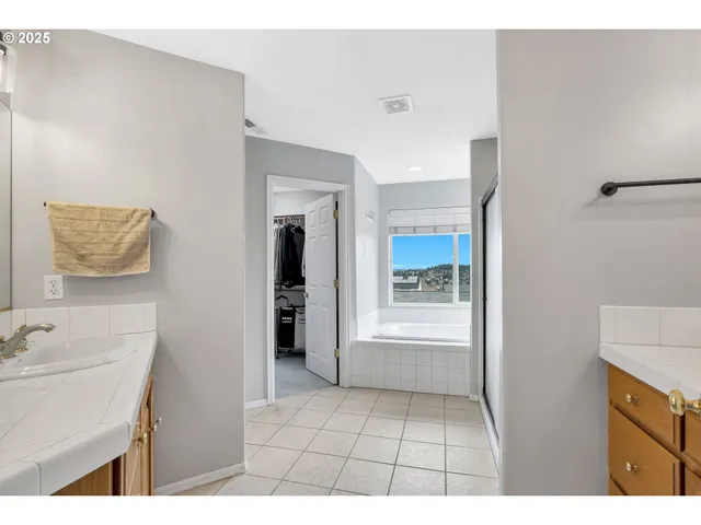 $775,000 | 16454 Southwest Cornelian Way, Beaverton, OR 97007