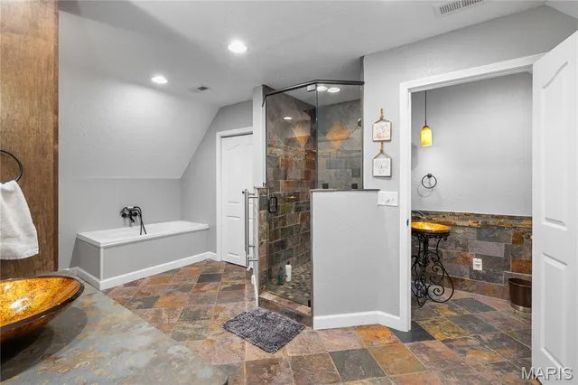 $649,000 | 451 Riverway Drive, Doniphan, MO 63935