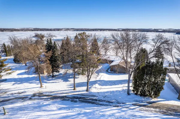 $2,500 | 17796 Cedar Park Loop, Fergus Falls, MN 56537