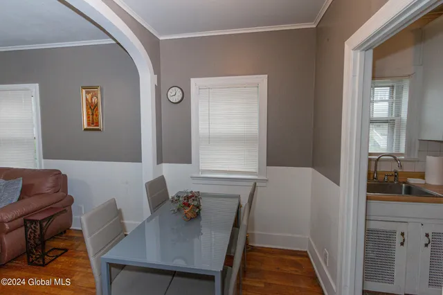 $1,600 | 461 North Main Street, Unit 2, Gloversville, NY 12078