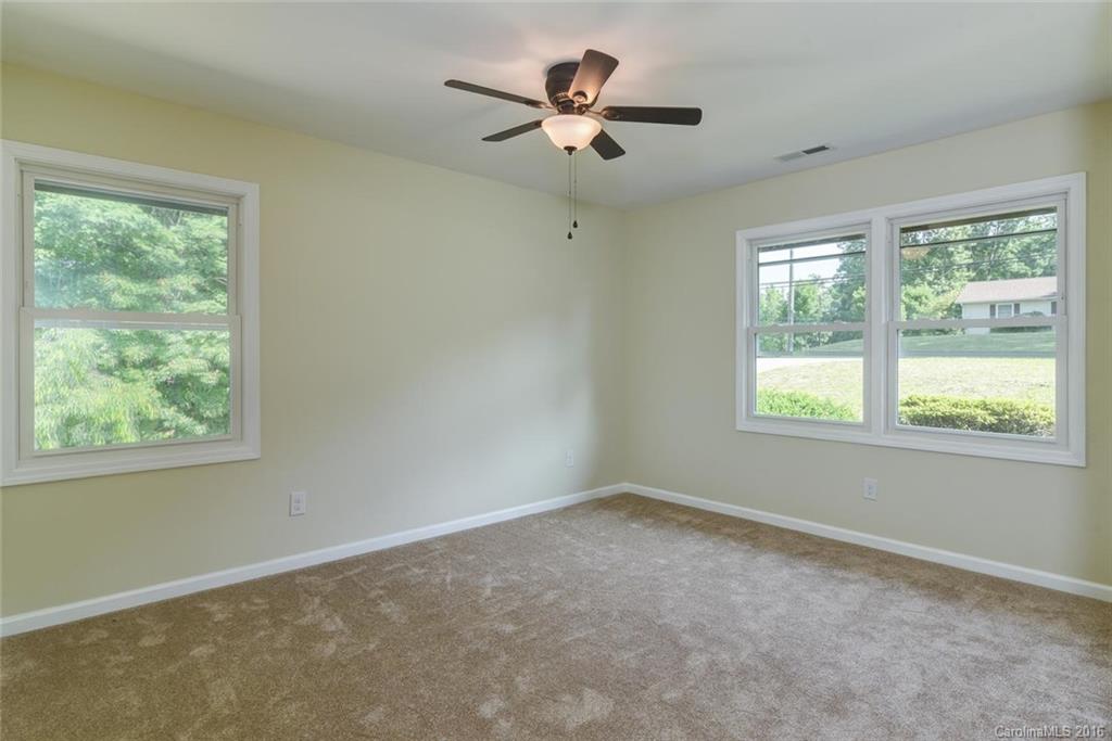 435 Asbury Road Candler, NC 28715 - Photo 11 of 24 Gallery Image 11