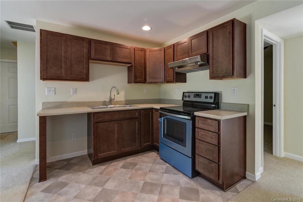 435 Asbury Road Candler, NC 28715 - Photo 15 of 24 Gallery Image 15