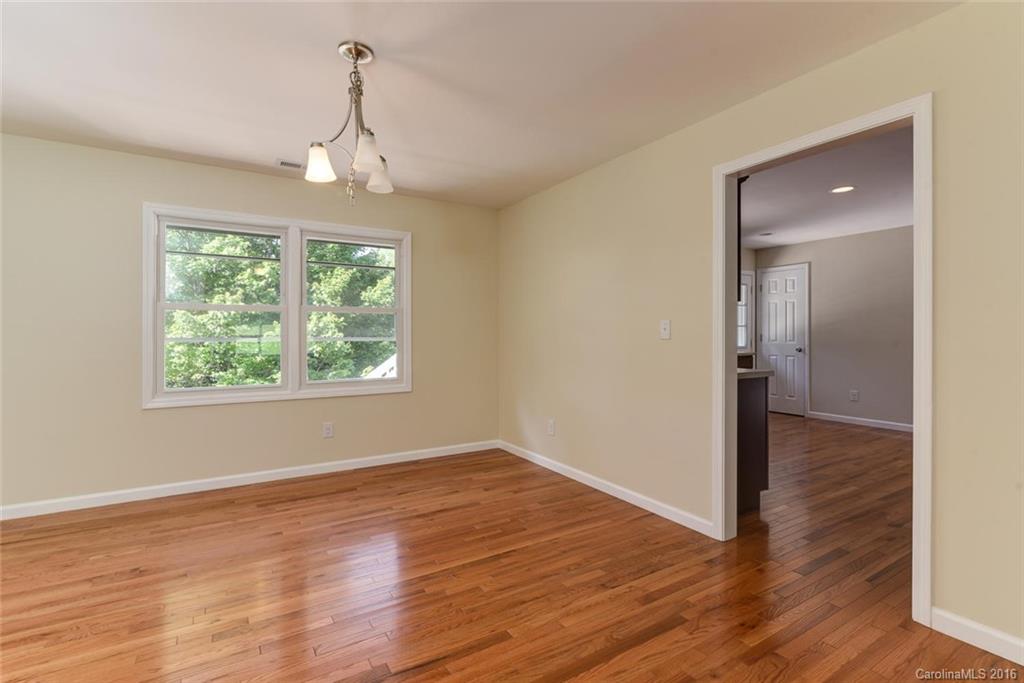435 Asbury Road Candler, NC 28715 - Photo 5 of 24 Gallery Image 5