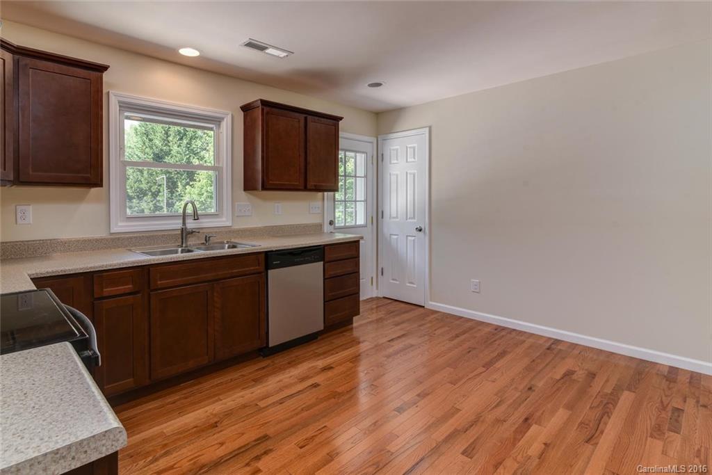 435 Asbury Road Candler, NC 28715 - Photo 6 of 24 Gallery Image 6
