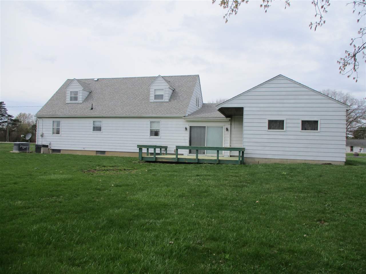 10860 Lansing Road Durand, MI 48429 - Photo 36 of 36 50038646-35.JPG