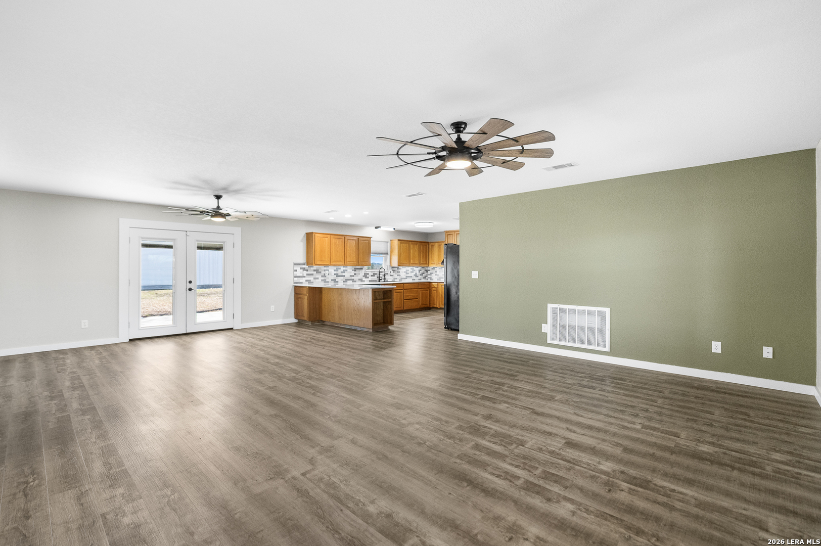 433 West Klein Road New Braunfels, TX 78130 - Photo 5 of 48