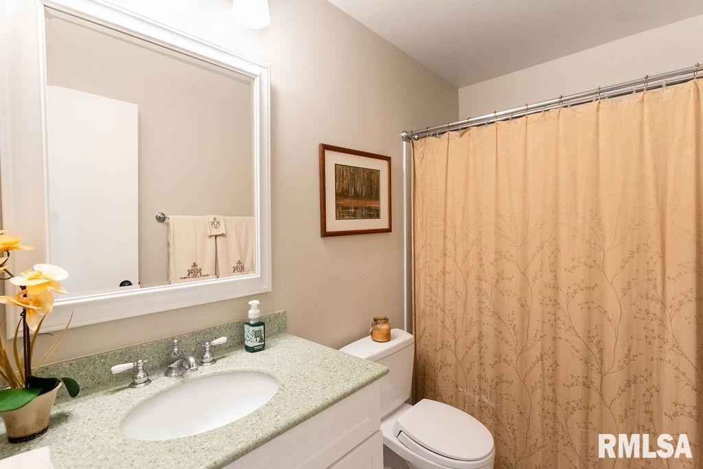 2320 Bates Avenue Springfield, IL 62704 - Photo 15 of 29 Gallery Image 15